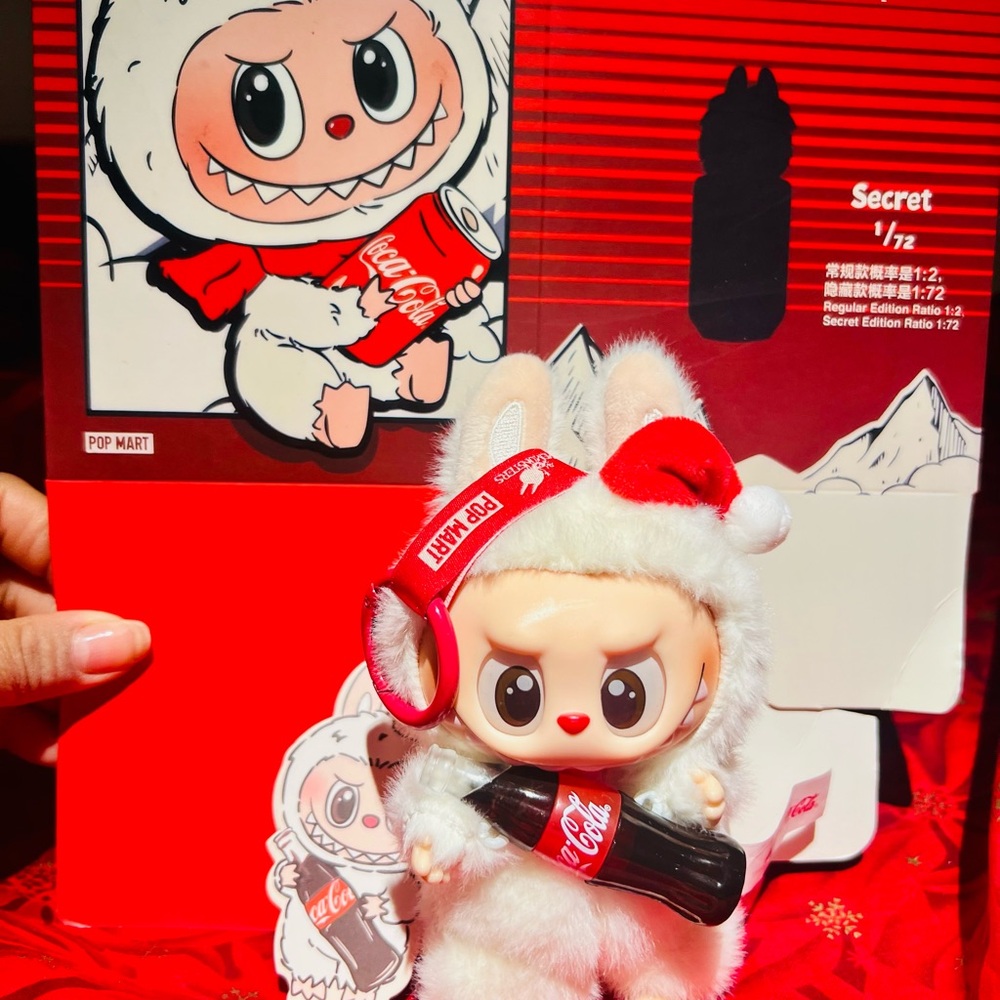 Monster cute Coca-Cola keychainWhite and Red soft